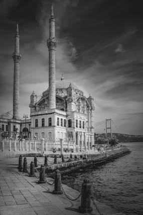 奥塔柯伊清真寺黑白建筑摄影图片